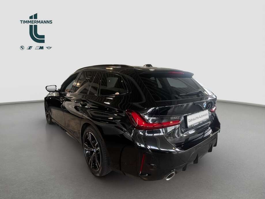 BMW 320d (Bild 2/15)