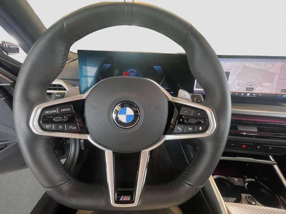 BMW 320d (Bild 12/15)