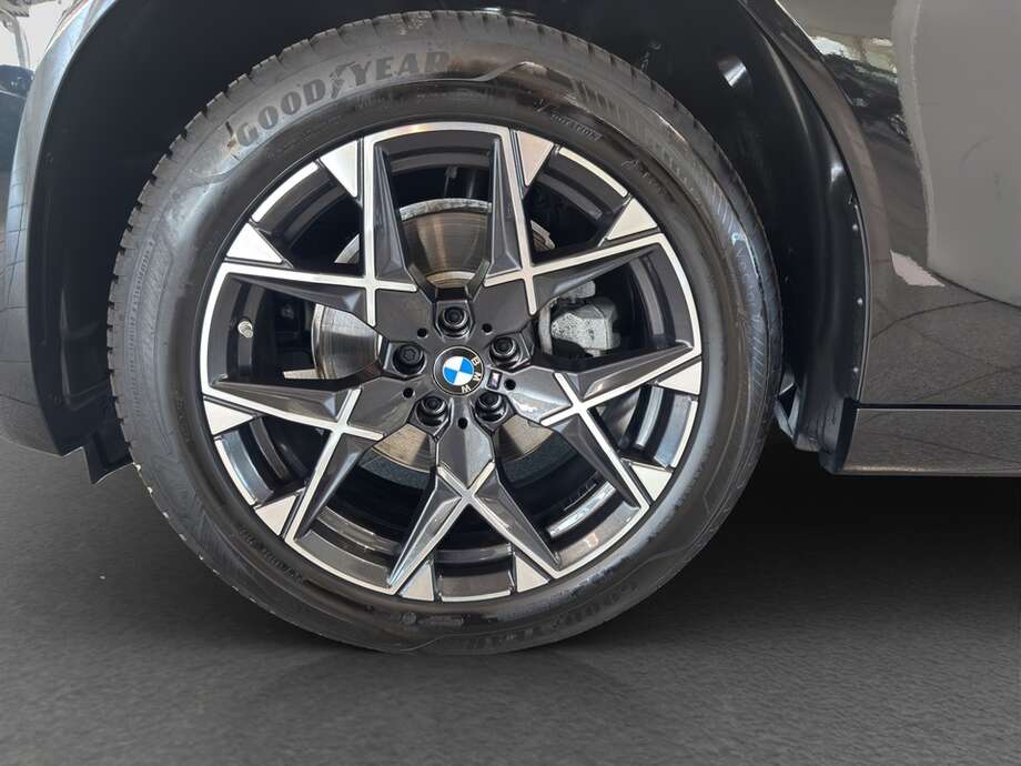 BMW X3 (Bild 9/14)