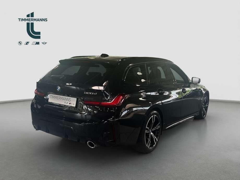 BMW 320d (Bild 5/17)