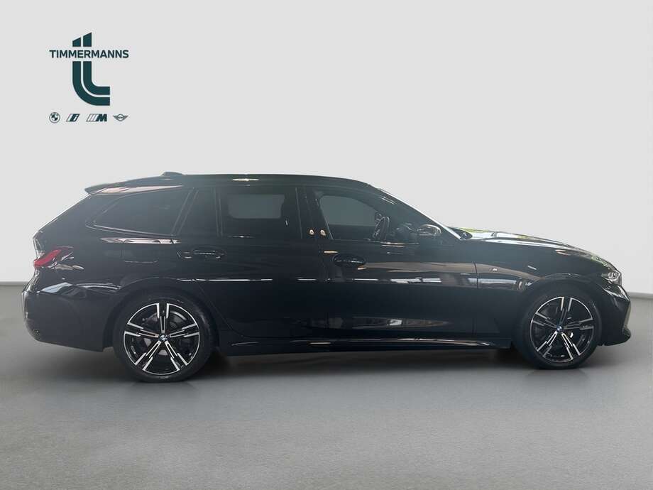 BMW 320d (Bild 6/17)