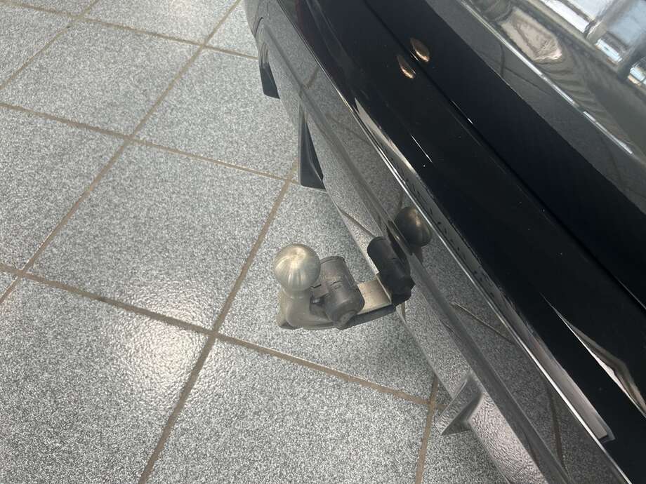 BMW 320d (Bild 16/17)