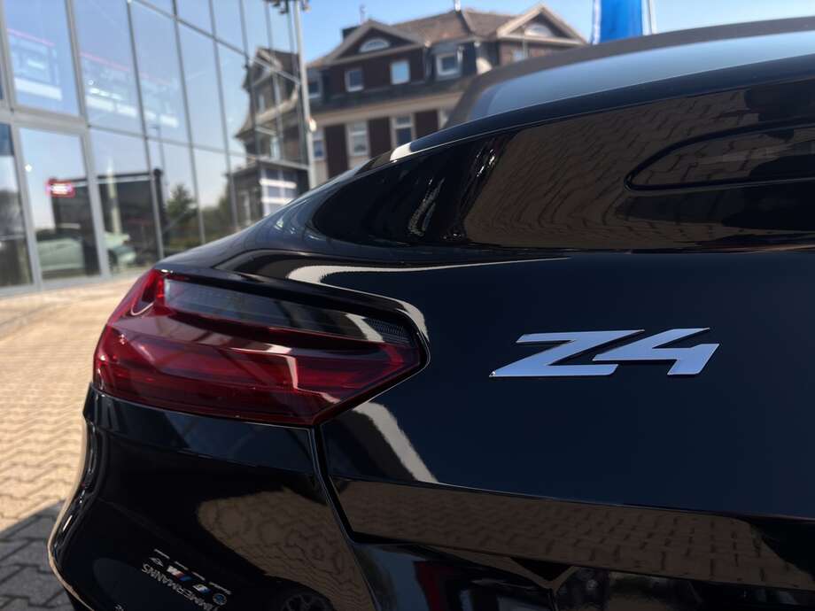 BMW Z4 (Bild 17/18)