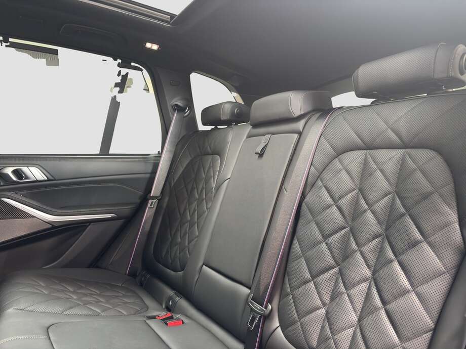 BMW X5 (Bild 14/18)