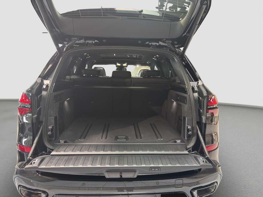 BMW X5 (Bild 15/18)