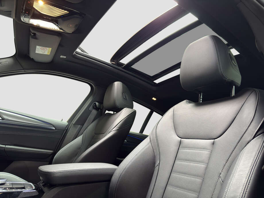 BMW X4 (Bild 12/16)