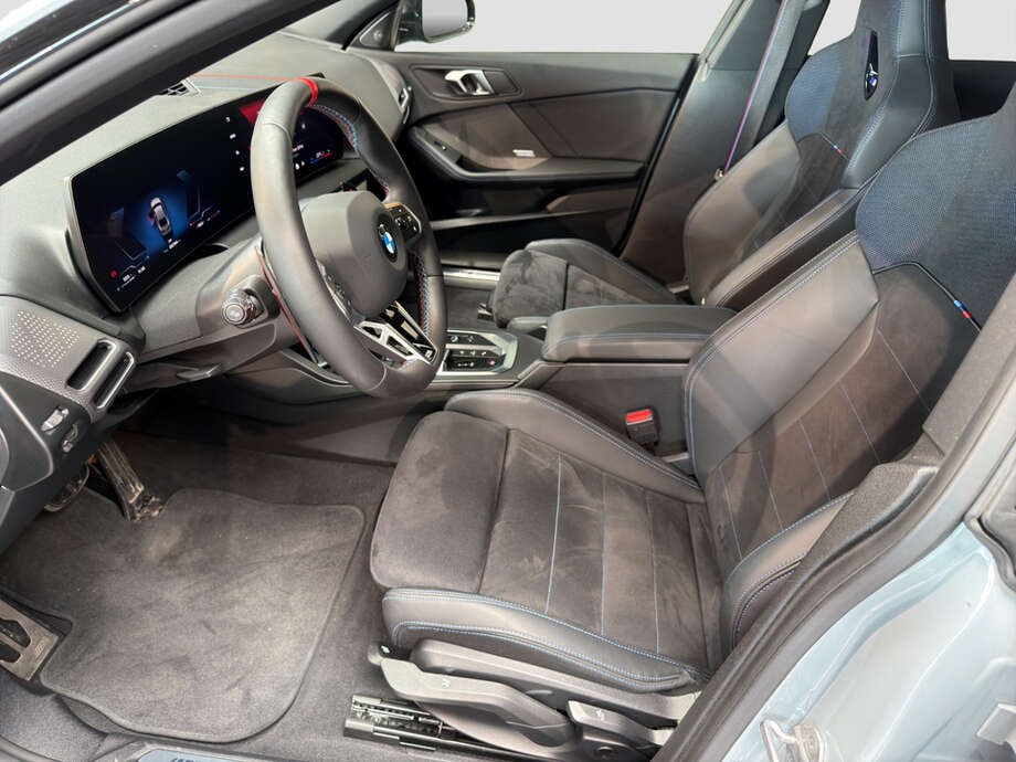 BMW M235i (Bild 10/17)