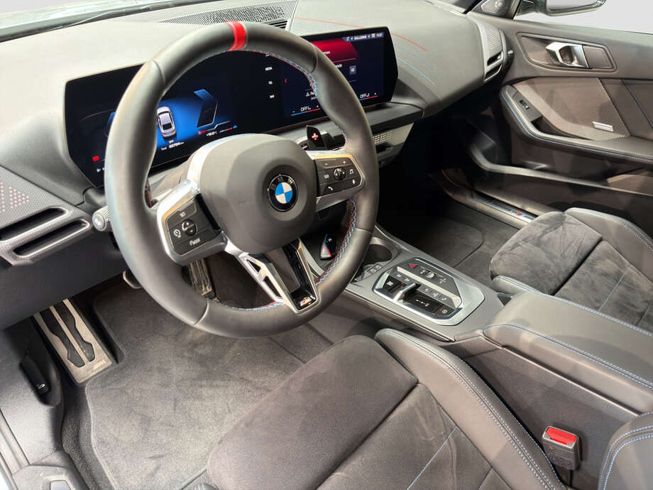 BMW M235i (Bild 11/17)