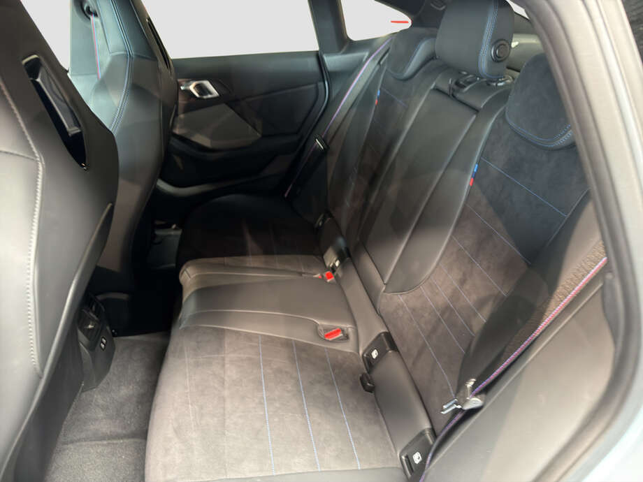 BMW M235i (Bild 14/17)