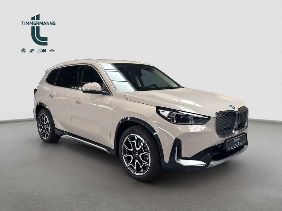 BMW BMW iX1 xDrive30 (Bild 7/18)
