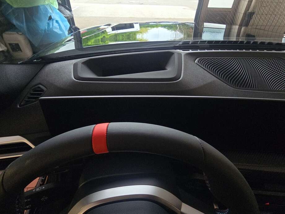 BMW i4 (Bild 19/20)