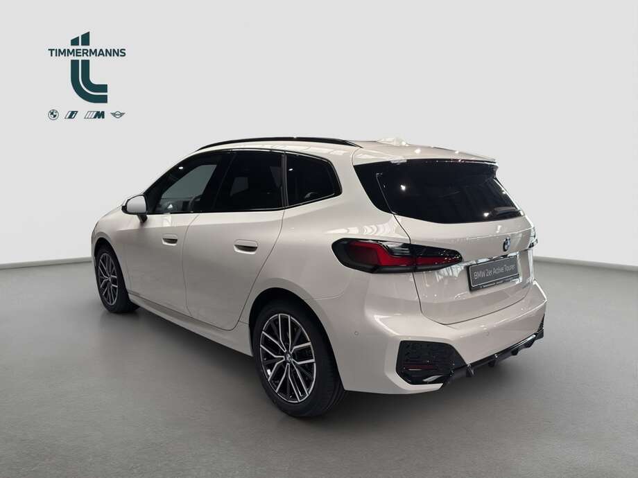 BMW 220 Active Tourer (Bild 3/18)