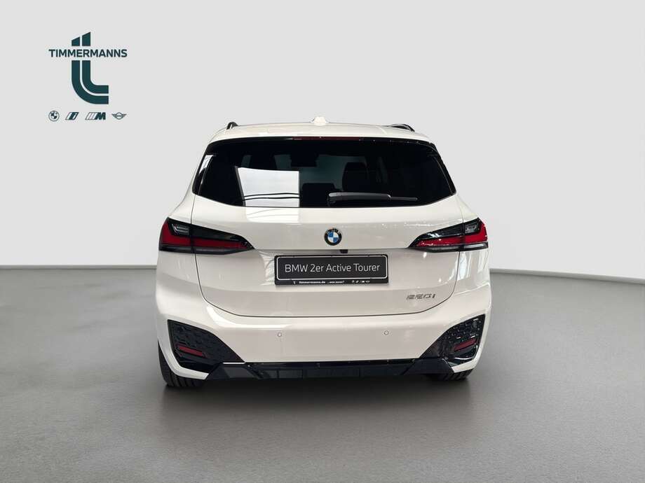 BMW 220 Active Tourer (Bild 4/18)