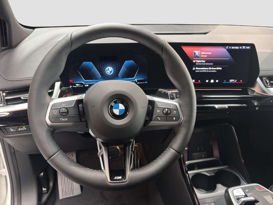 BMW 220 Active Tourer (Bild 12/18)