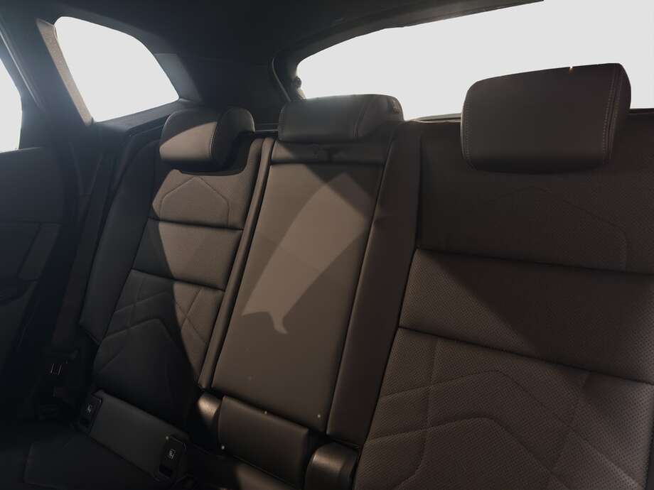 BMW 220 Active Tourer (Bild 14/18)