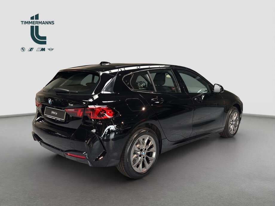BMW 116 (Bild 5/18)