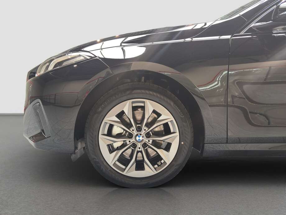 BMW 116 (Bild 9/18)