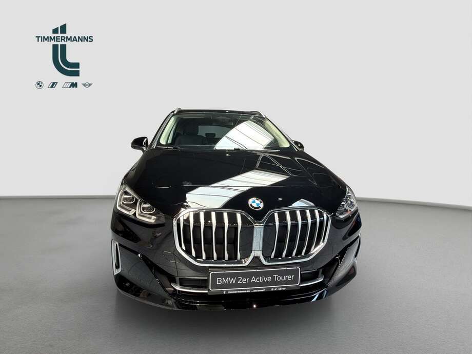 BMW 218 Active Tourer (Bild 8/18)
