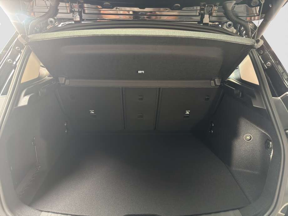 BMW 218 Active Tourer (Bild 15/18)