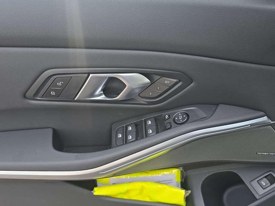 BMW M340d xDrive Touring Auto (Bild 16/19)