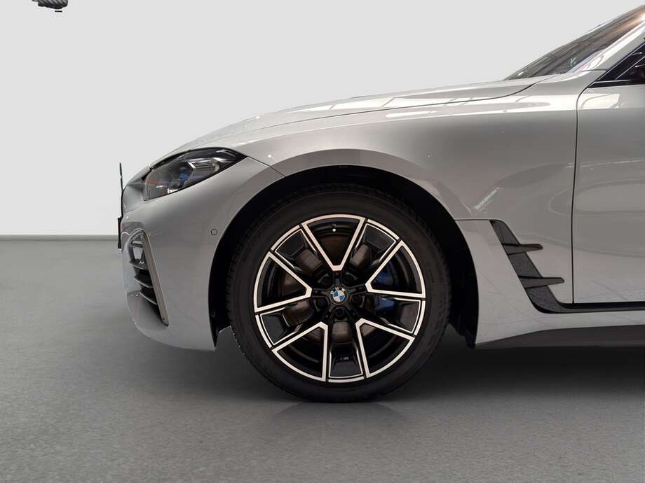 BMW M440 (Bild 9/18)