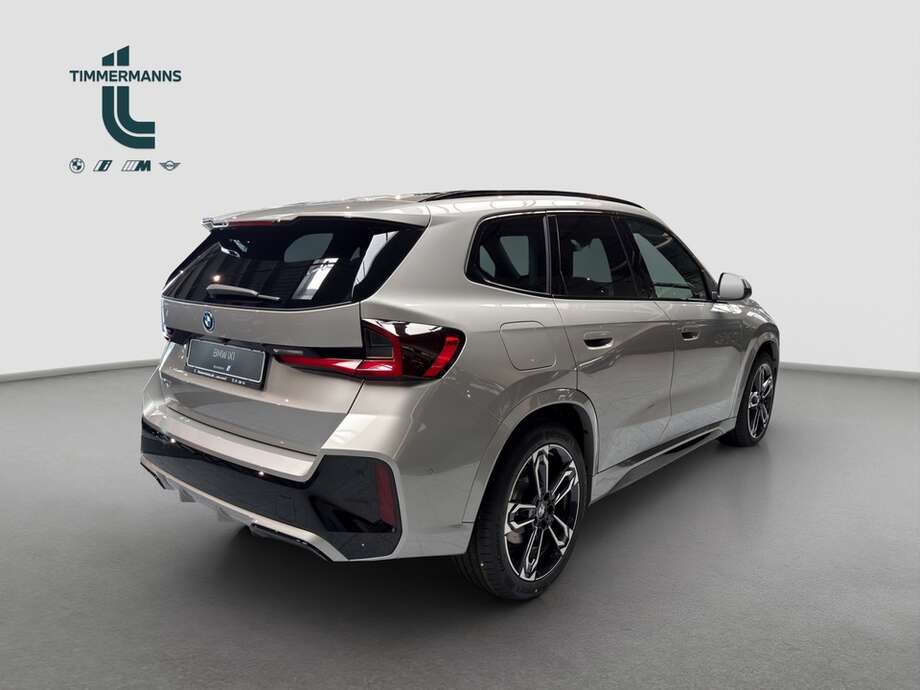 BMW BMW iX1 eDrive20 (Bild 5/18)
