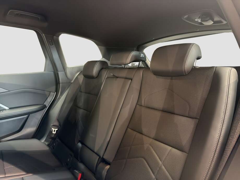 BMW BMW iX1 eDrive20 (Bild 14/18)