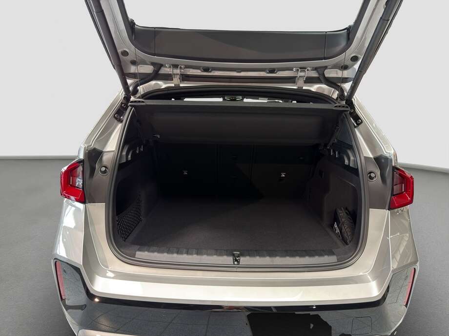 BMW BMW iX1 eDrive20 (Bild 15/18)