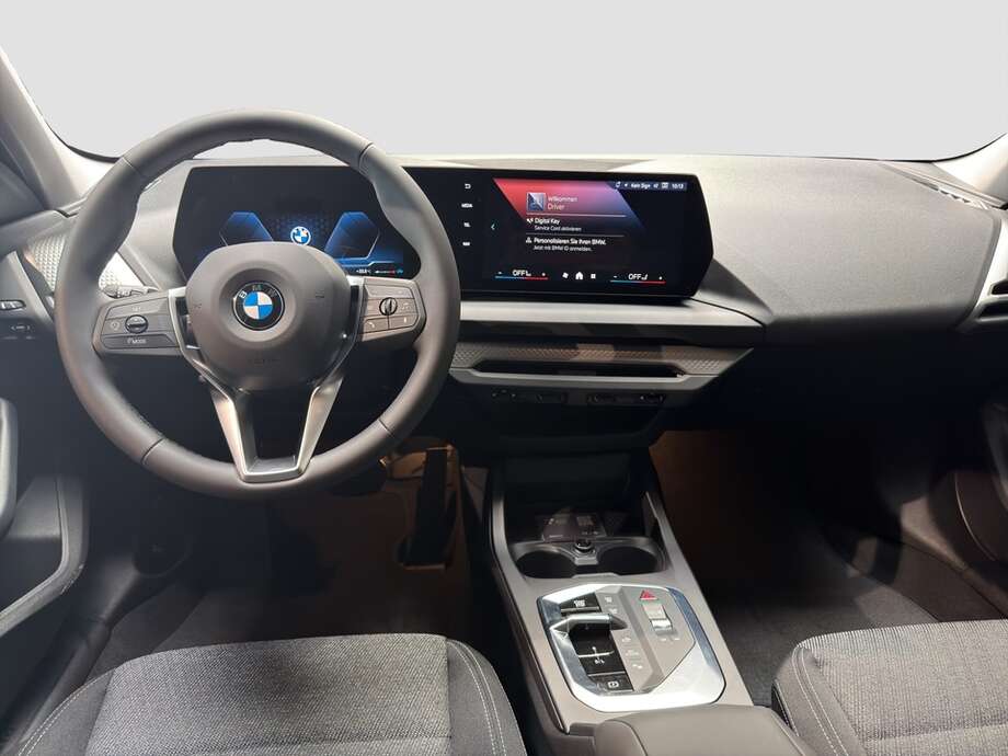 BMW 118d (Bild 13/18)