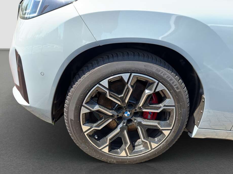 BMW X3 (Bild 9/18)