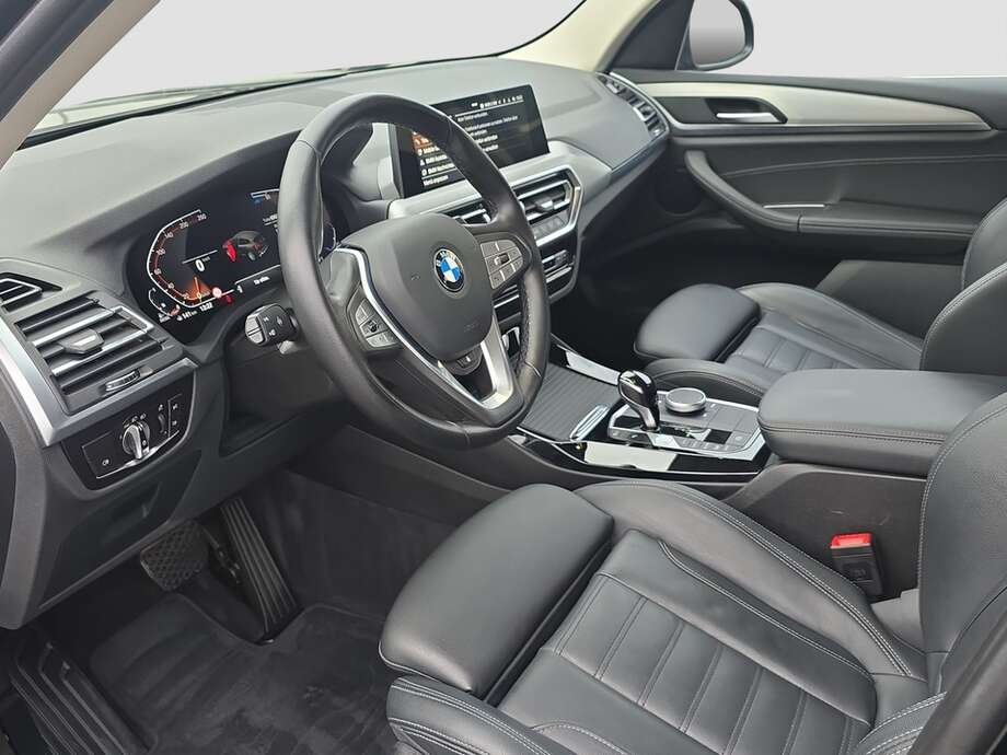BMW X3 (Bild 10/19)