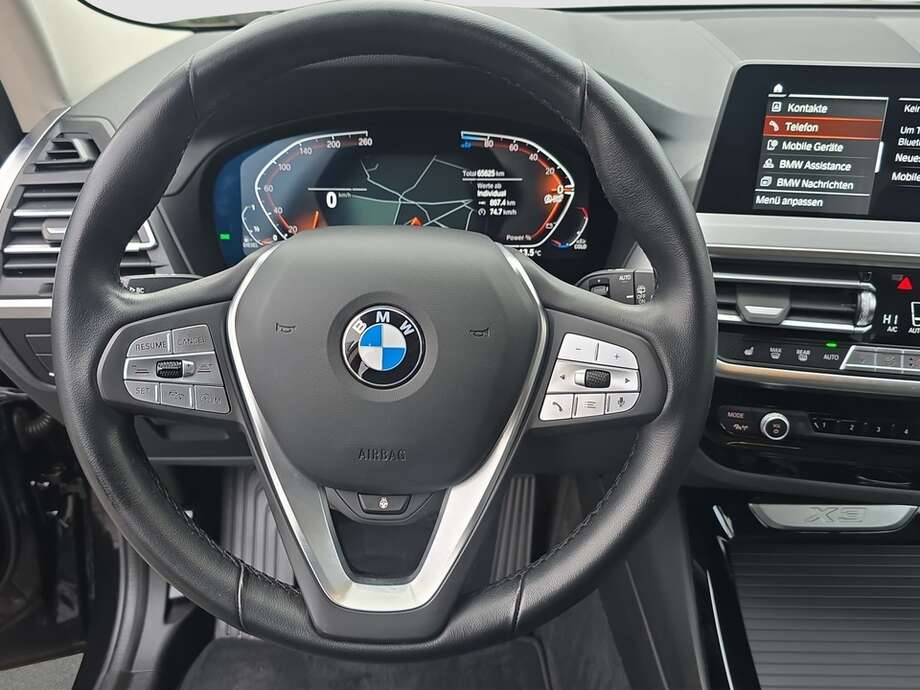 BMW X3 (Bild 12/19)