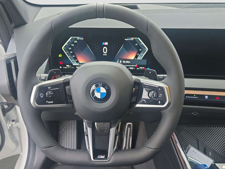 BMW X3 (Bild 12/17)