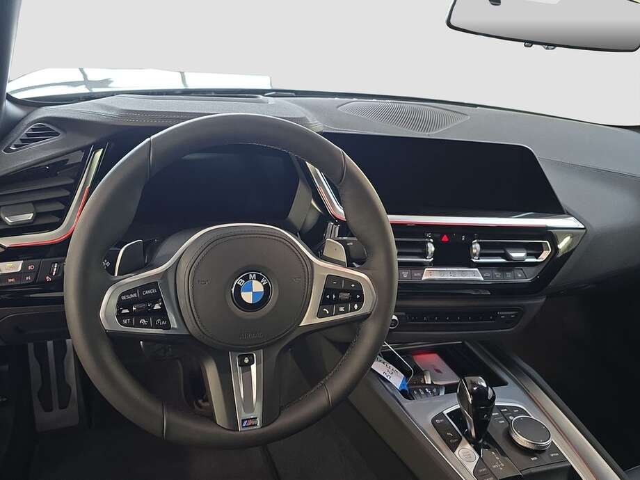 BMW Z4 (Bild 13/18)