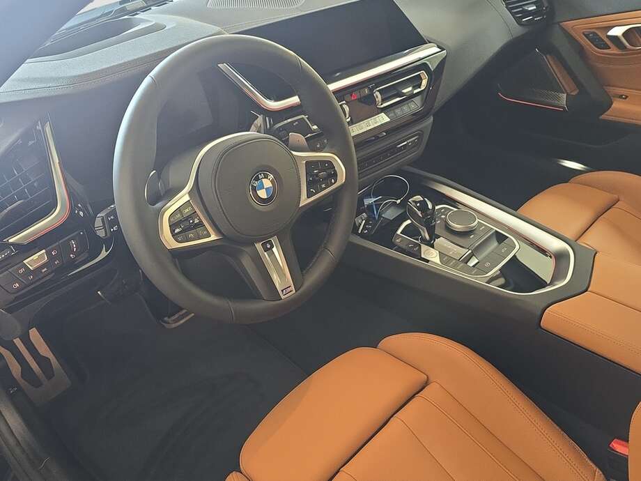 BMW Z4 (Bild 10/18)