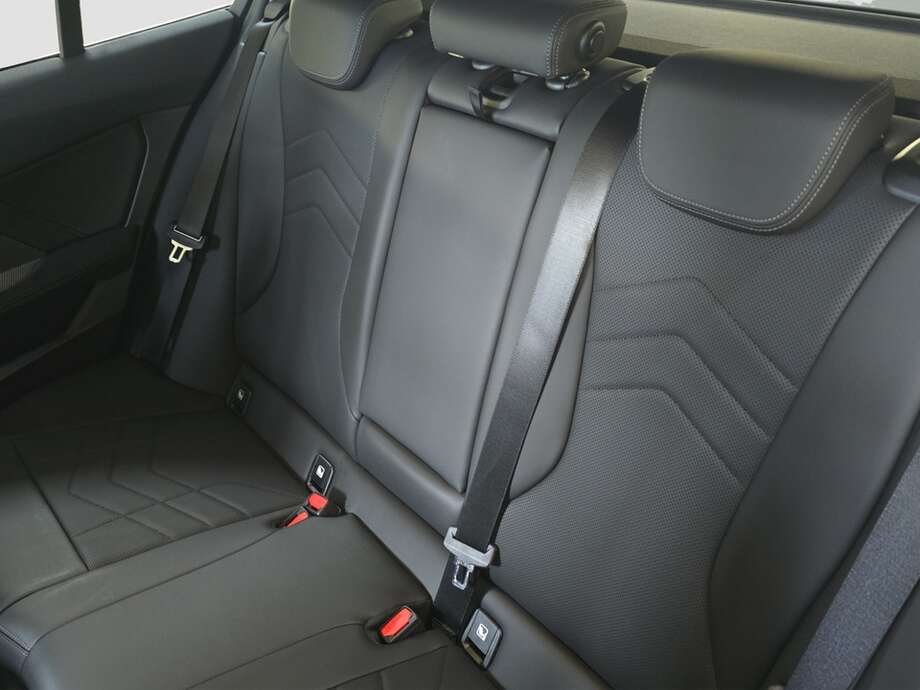 BMW 120 (Bild 14/16)