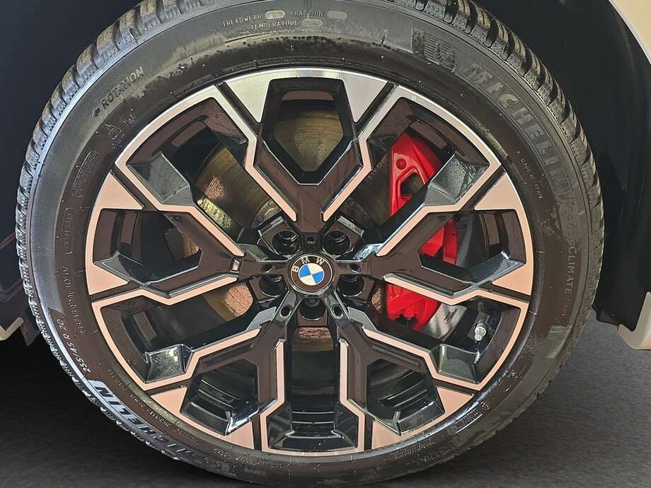 BMW X3 (Bild 9/15)