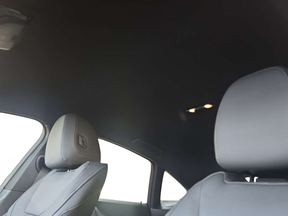 BMW i4 (Bild 11/18)