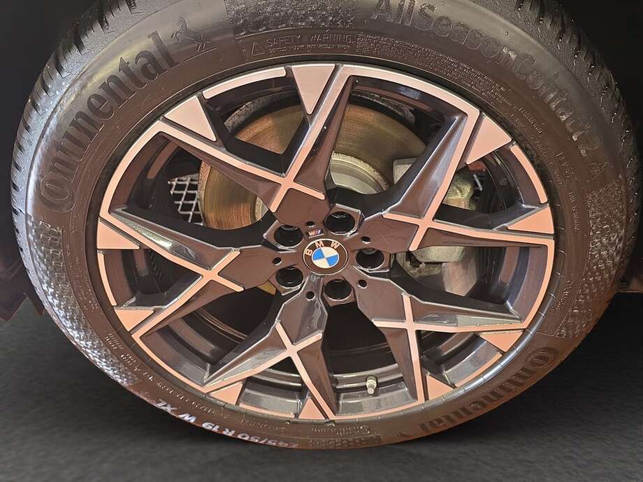 BMW X3 (Bild 9/18)