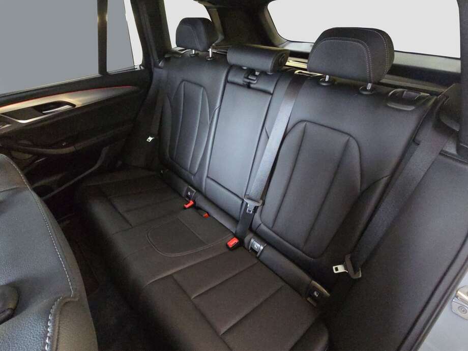 BMW X3 (Bild 14/19)