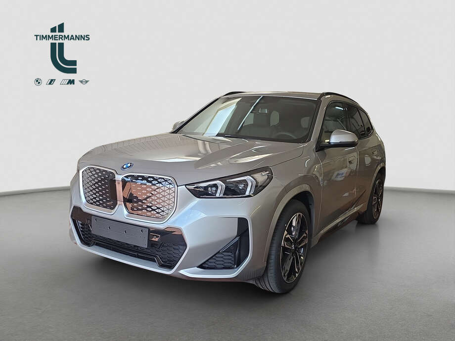 BMW BMW iX1 eDrive20 (Bild 1/17)