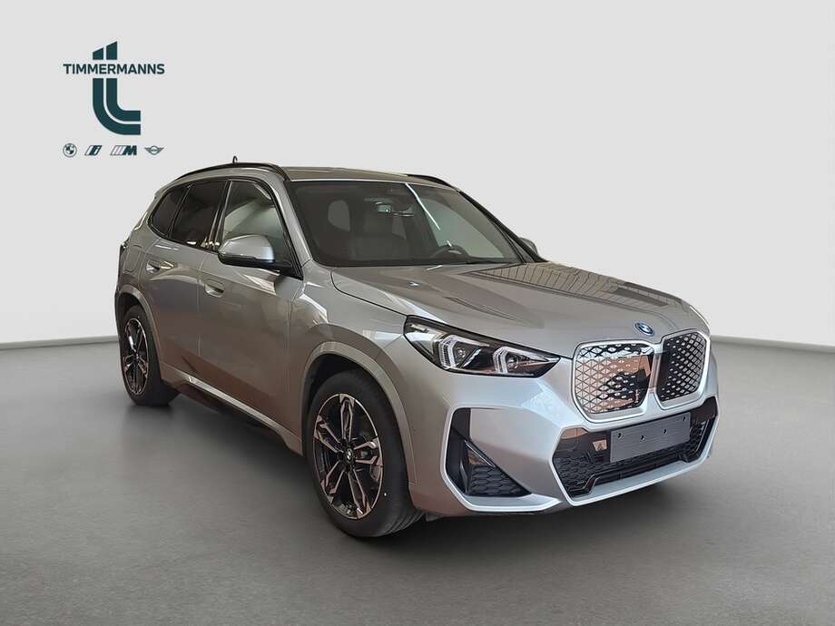 BMW BMW iX1 eDrive20 (Bild 7/17)