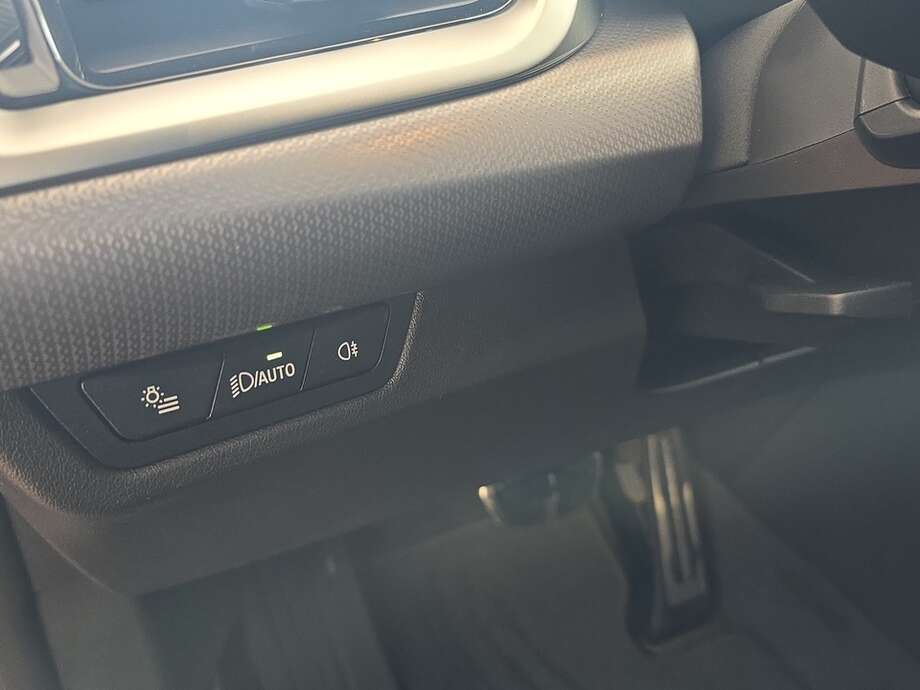 BMW BMW iX1 eDrive20 (Bild 17/17)