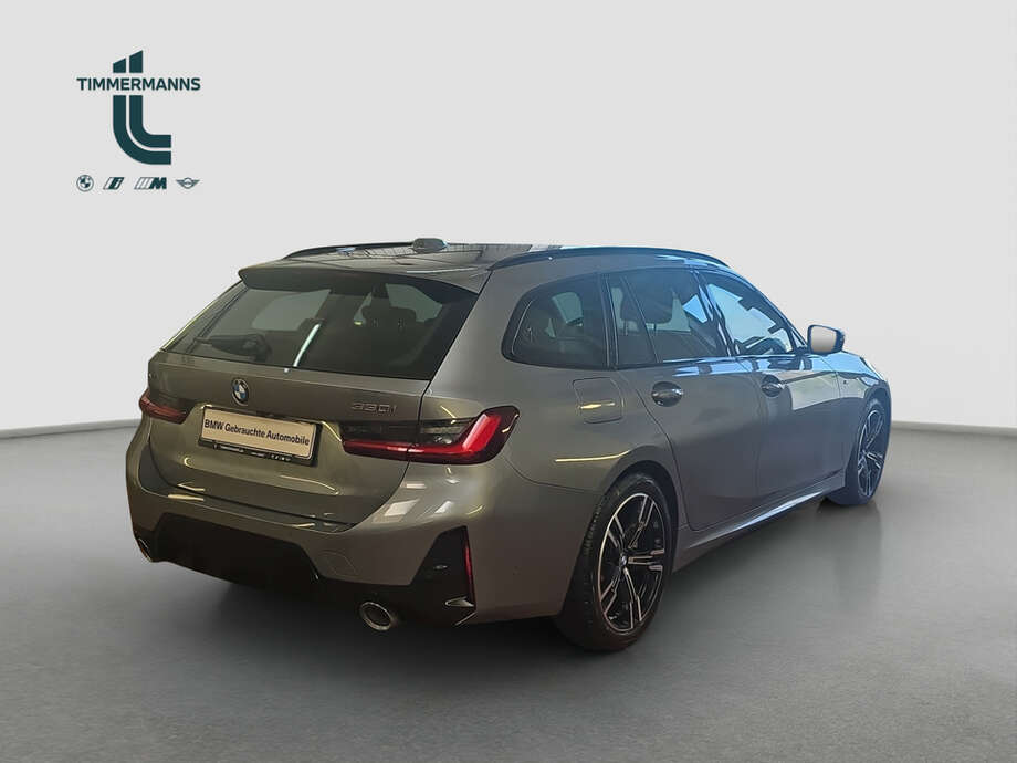 BMW 330i xDrive (Bild 5/18)