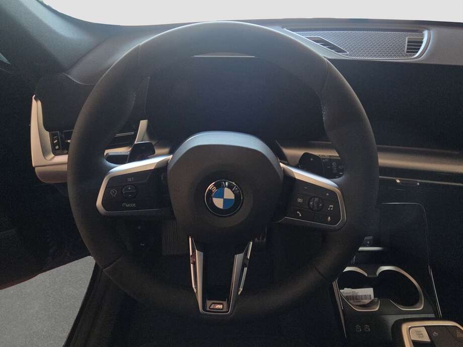 BMW X1 (Bild 12/17)