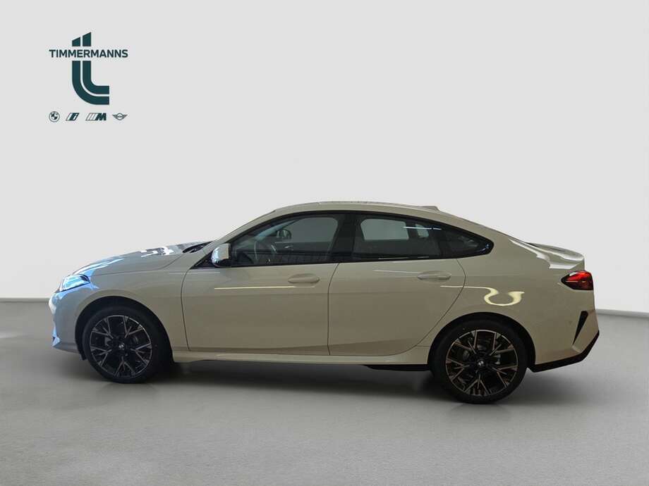 BMW 216 Gran Tourer (Bild 2/16)