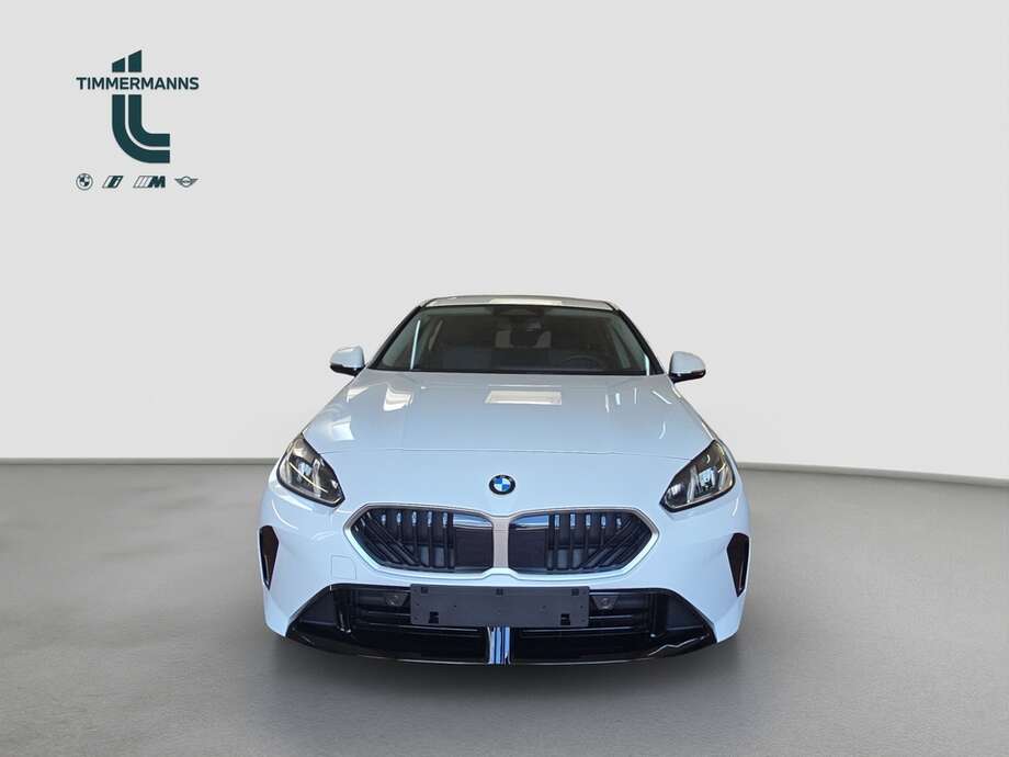 BMW 216 Gran Tourer (Bild 8/16)