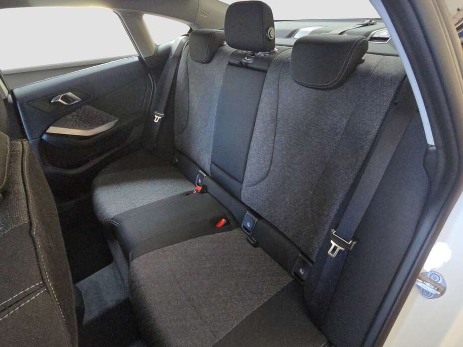 BMW 216 Gran Tourer (Bild 14/16)