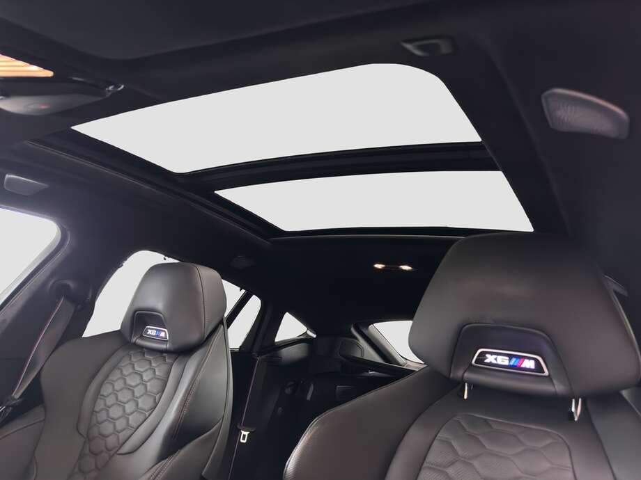 BMW X6 M (Bild 11/23)