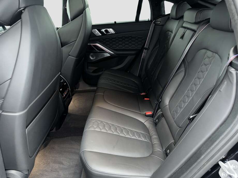 BMW X6 M (Bild 14/23)